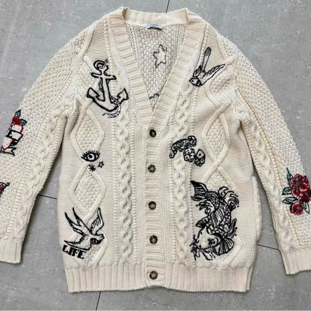 Valentino cardigan in excellent condition